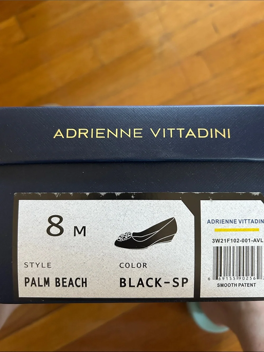 Adrienne Vittadini chic black